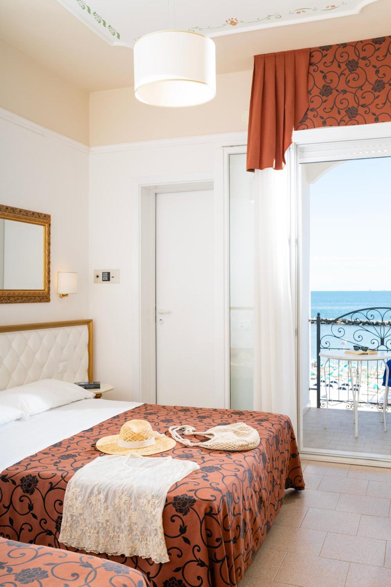 Hotel Rosa Maria Elite Bellaria-Igea Marina Exterior photo