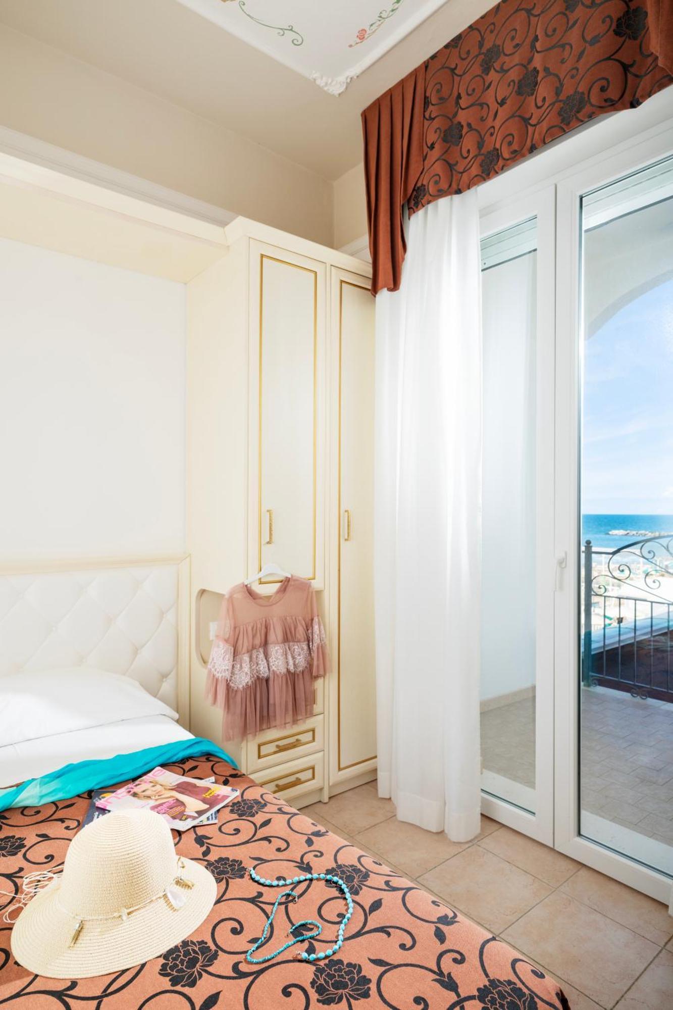 Hotel Rosa Maria Elite Bellaria-Igea Marina Exterior photo