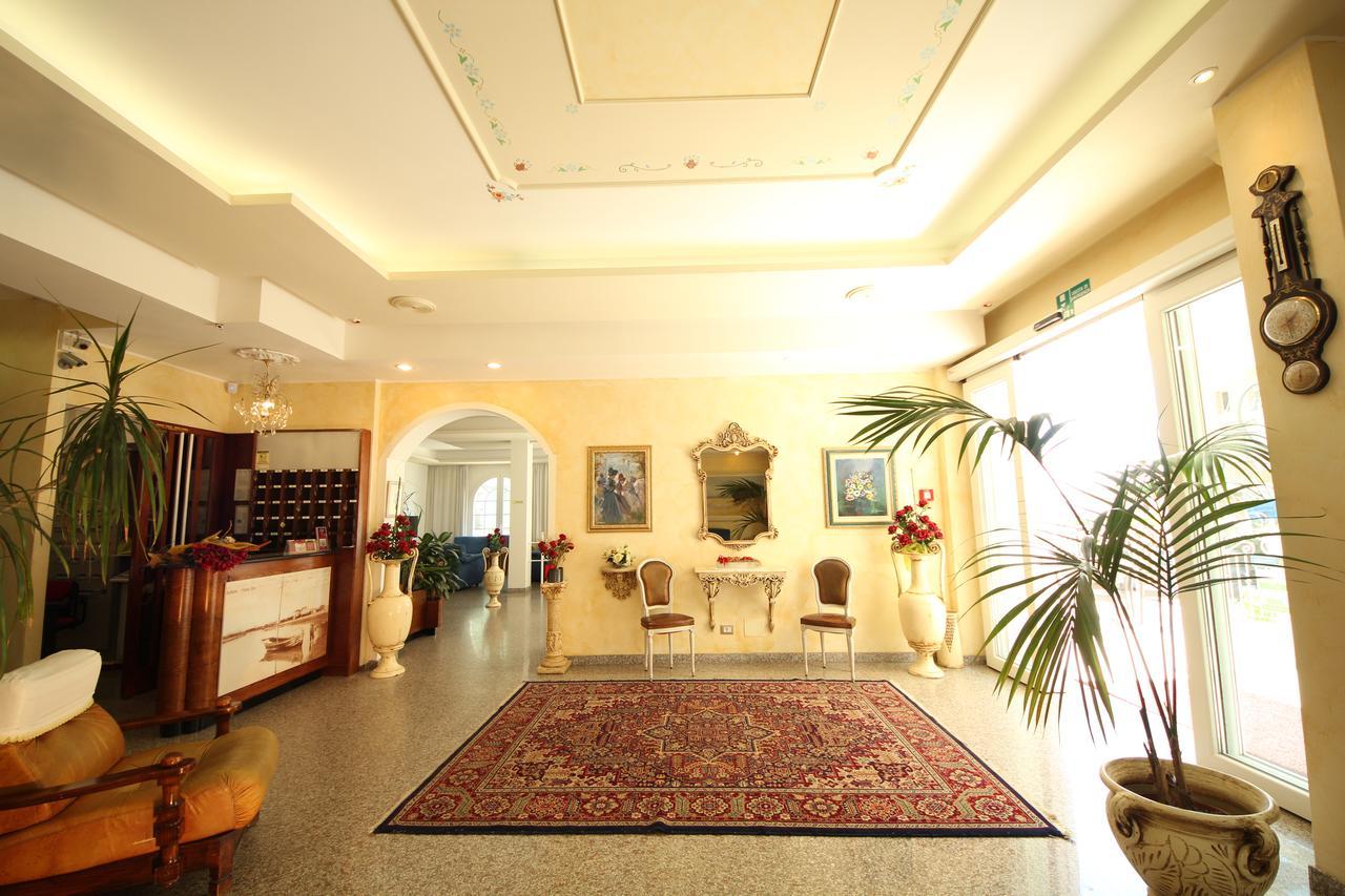 Hotel Rosa Maria Elite Bellaria-Igea Marina Exterior photo